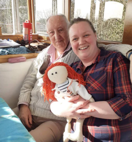Crafting Warmth and Love: The Advantages of Gifting Personalised Rag Dolls This Christmas